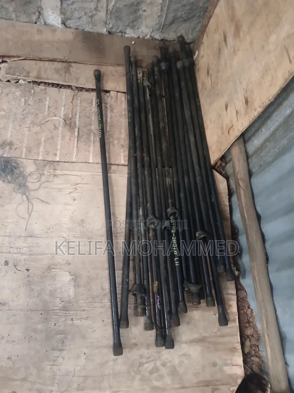 Toyota Haice Dolphin Torshn Bar(ኦርጀጅናል የዱባይ 48162-26310)