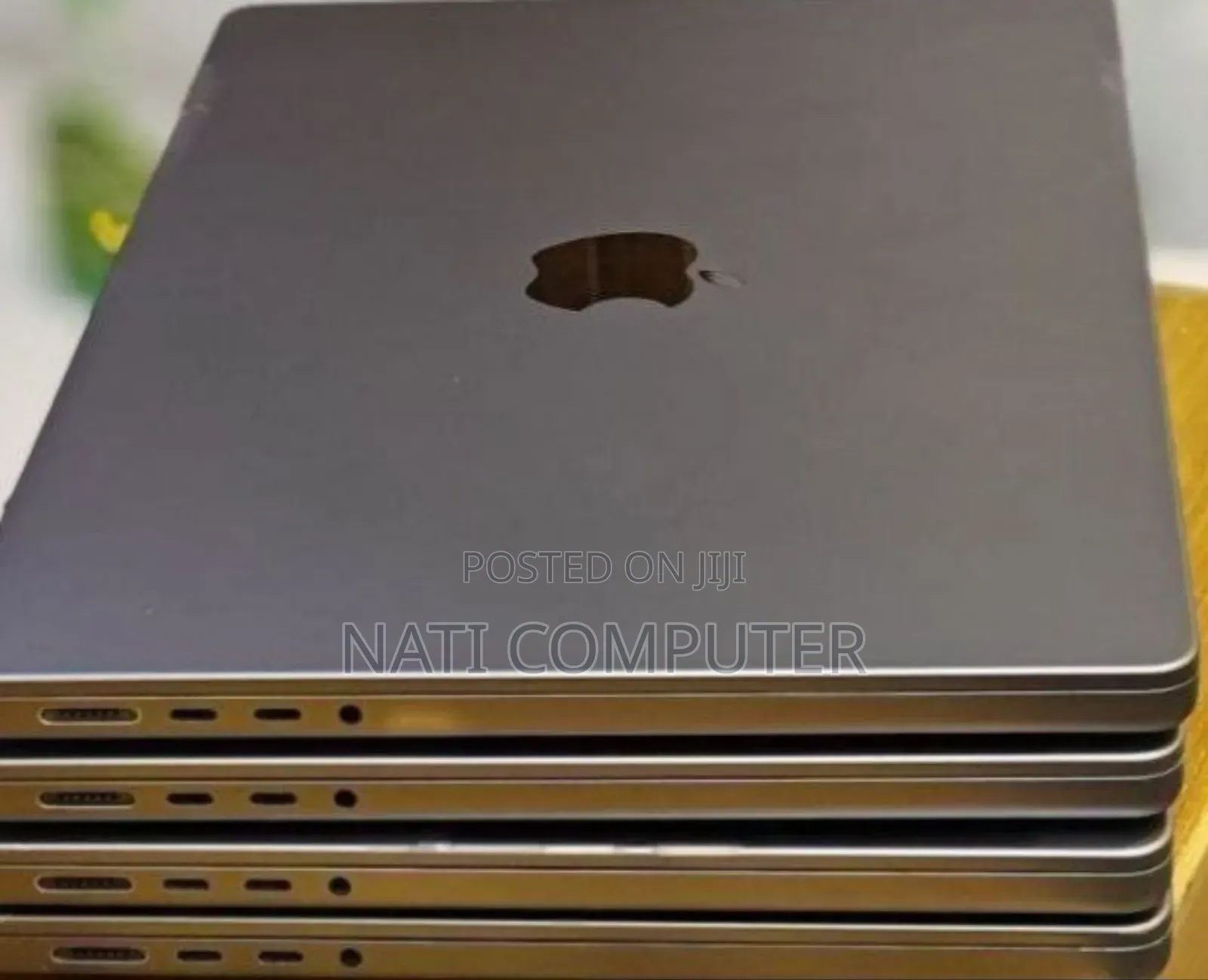 New Laptop Apple MacBook Pro M1 32GB Apple M1 Pro SSD 512GB