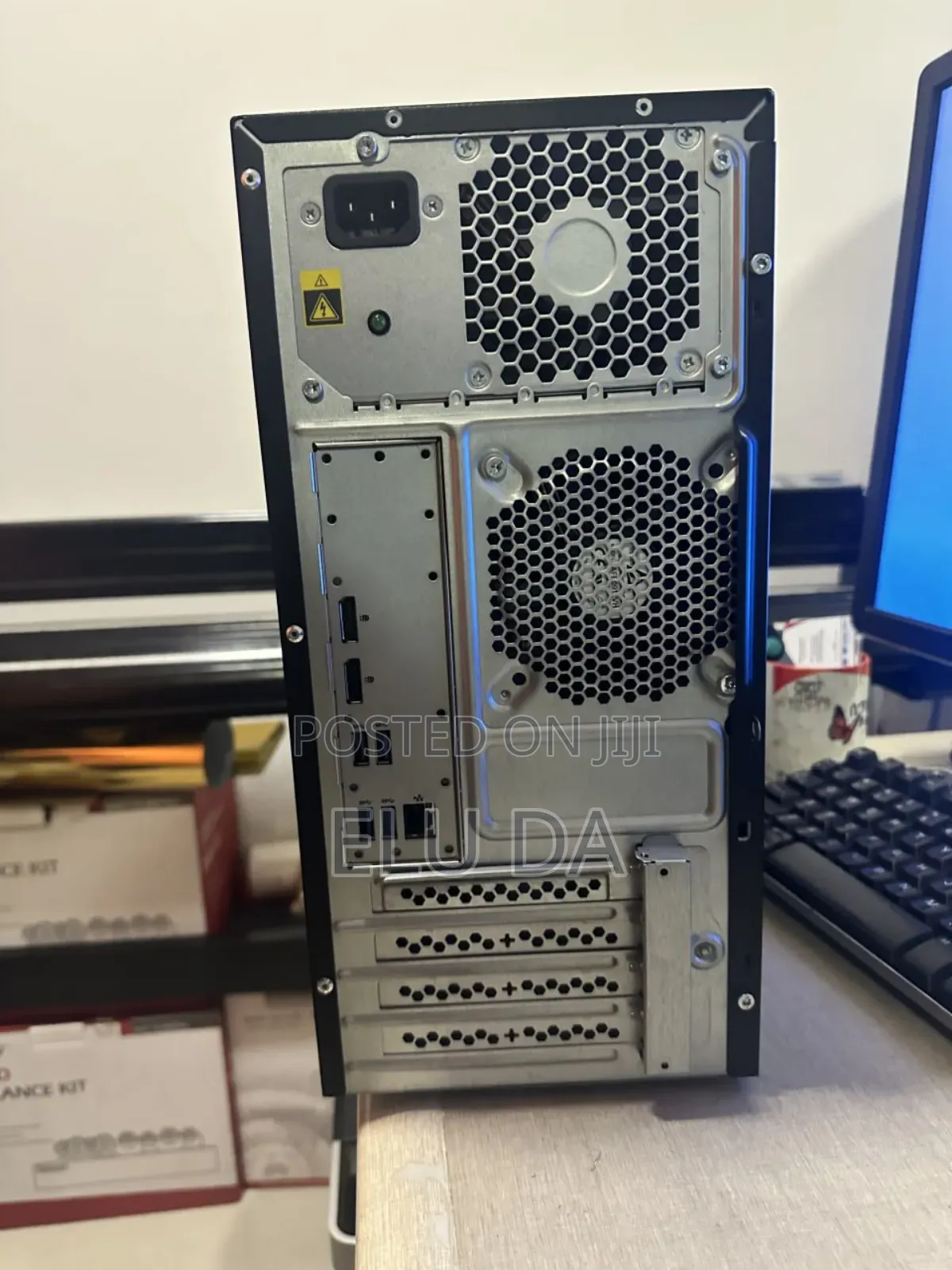 New Server HP ProLiant ML 8GB Intel Xeon HDD 2T