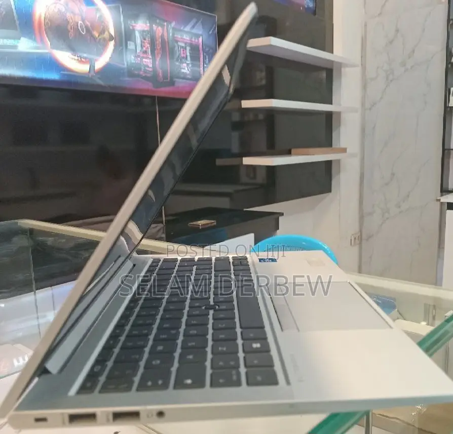 New Laptop HP EliteBook 840 G8 16GB Intel Core i5 SSD 512GB