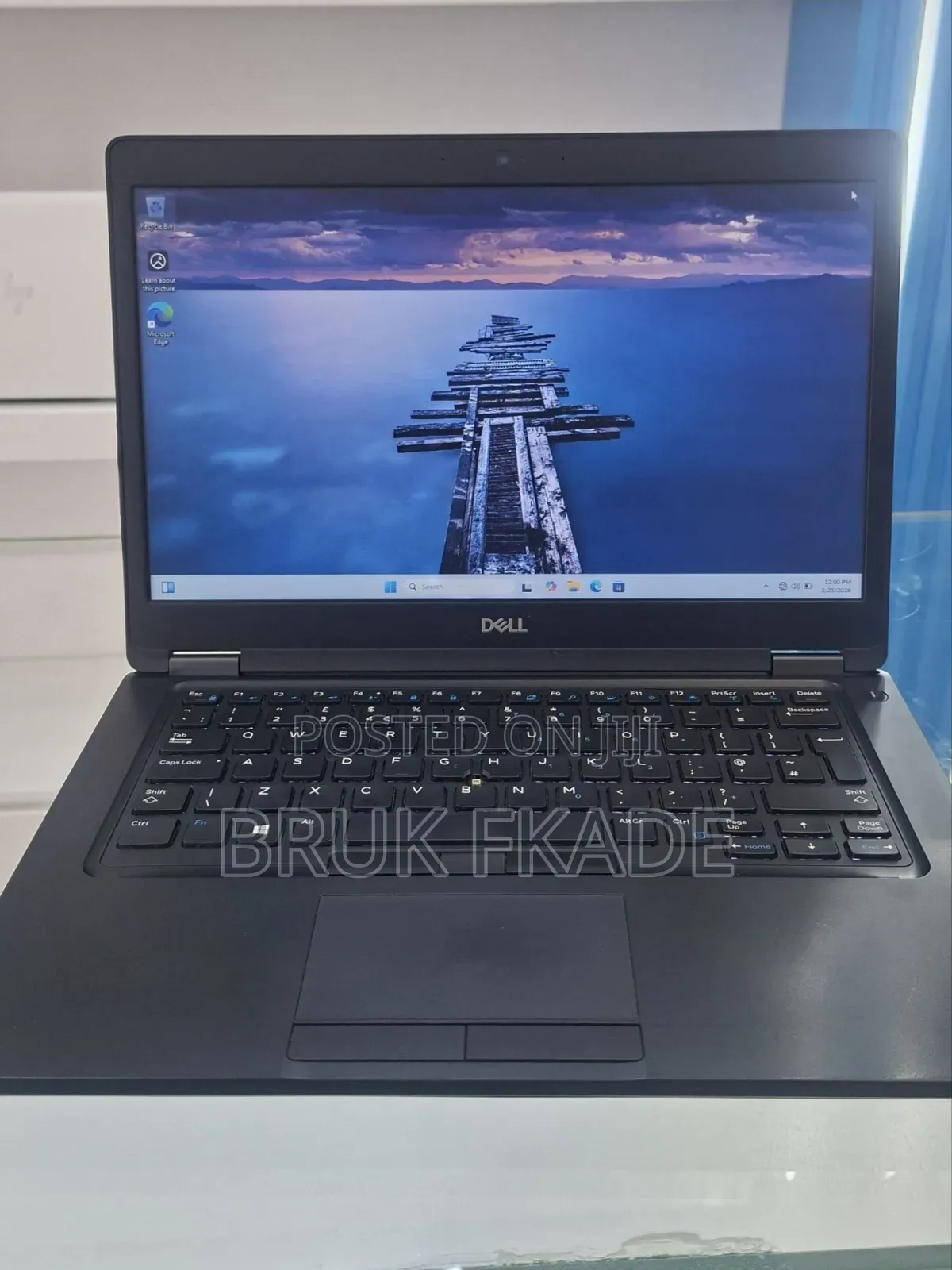 New Laptop Dell Latitude 14 8GB Intel Core i5 SSD 256GB