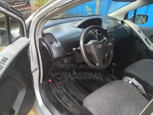 Toyota Yaris 2008 Silver