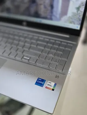 New Laptop HP Pavilion 15 8GB Intel Core i5 SSD 512GB