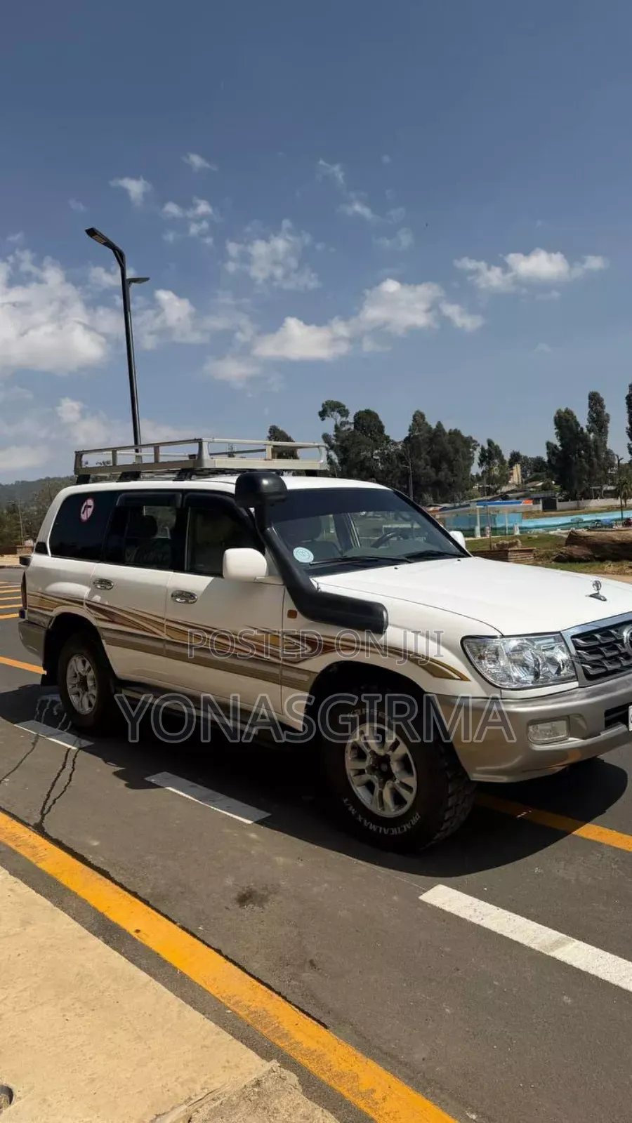 Toyota Land Cruiser 2003 White