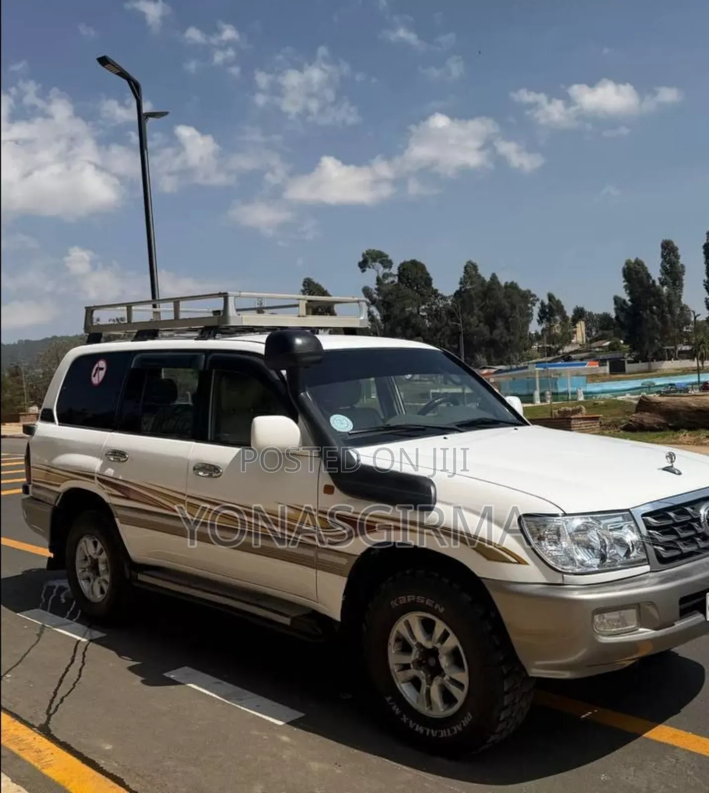 Toyota Land Cruiser 2003 White