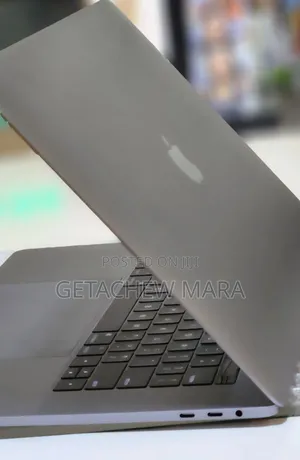 New Laptop Apple MacBook Pro 2019 32GB Intel Core i7 SSD 512GB