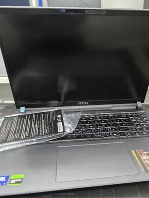 New Laptop MSI Vector 16 HX AI A2XWIG 16GB Intel Core Ultra 9 SSD 1T