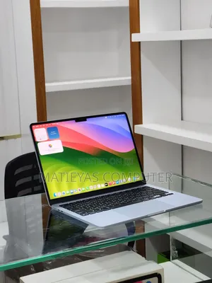 New Laptop Apple MacBook Air 2025 M4 13-inch 16GB Apple M4 SSD 256GB