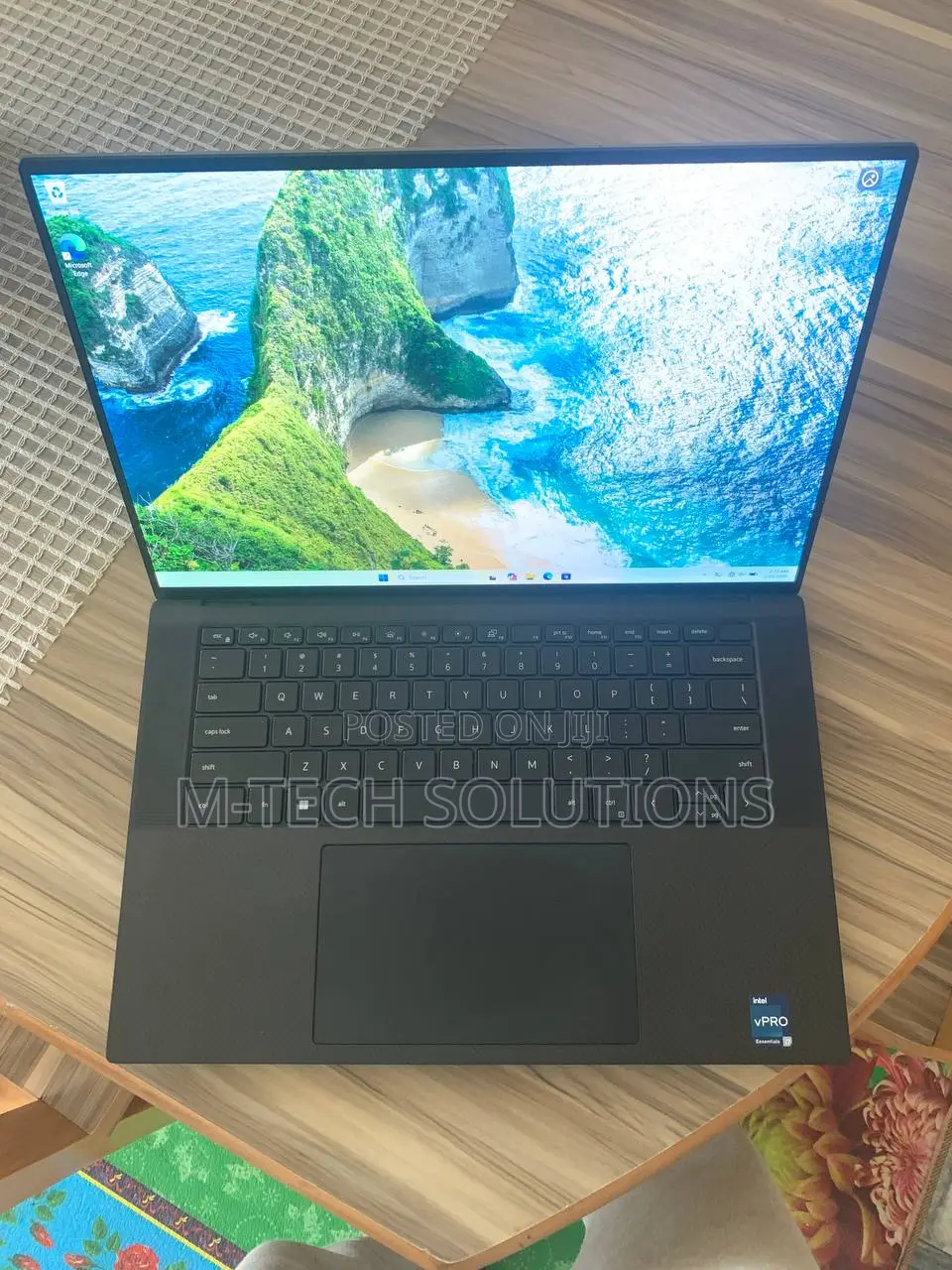 Laptop Dell Precision 5570 32GB Intel Core i7 SSD 512GB