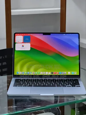 New Laptop Apple MacBook Air 2025 M4 15-inch 16GB Apple M4 SSD 256GB