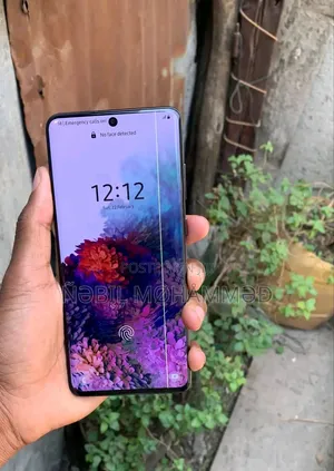 Samsung Galaxy S20+ 128 GB Black