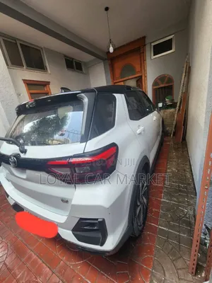 Toyota Raize 2022 White