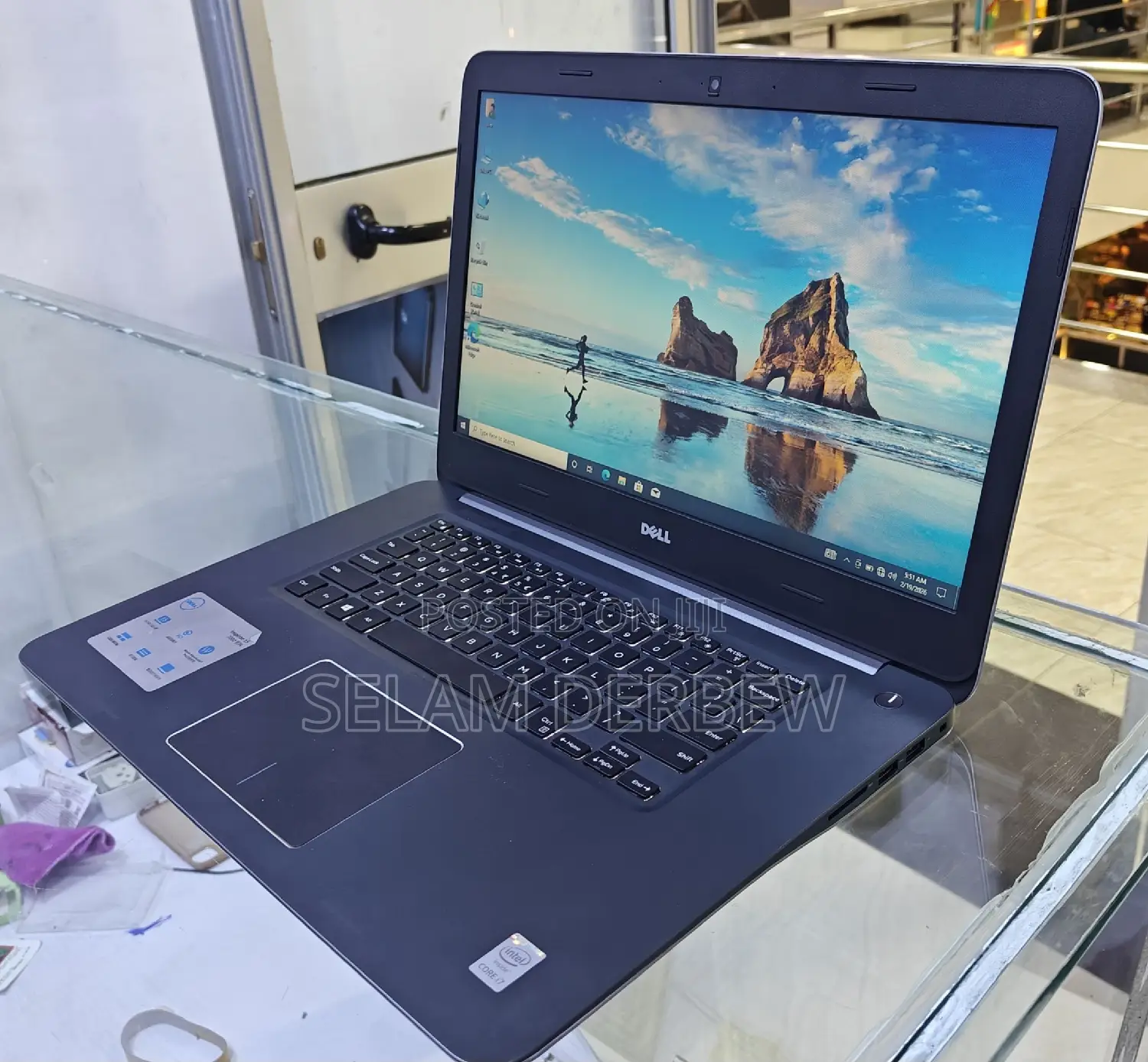 New Laptop Dell Inspiron 15 8GB Intel Core i7 HDD 1T