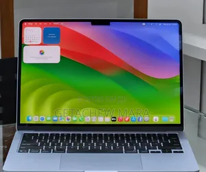 New Laptop Apple MacBook Air 2025 M4 15-inch 16GB Intel SSD 256GB