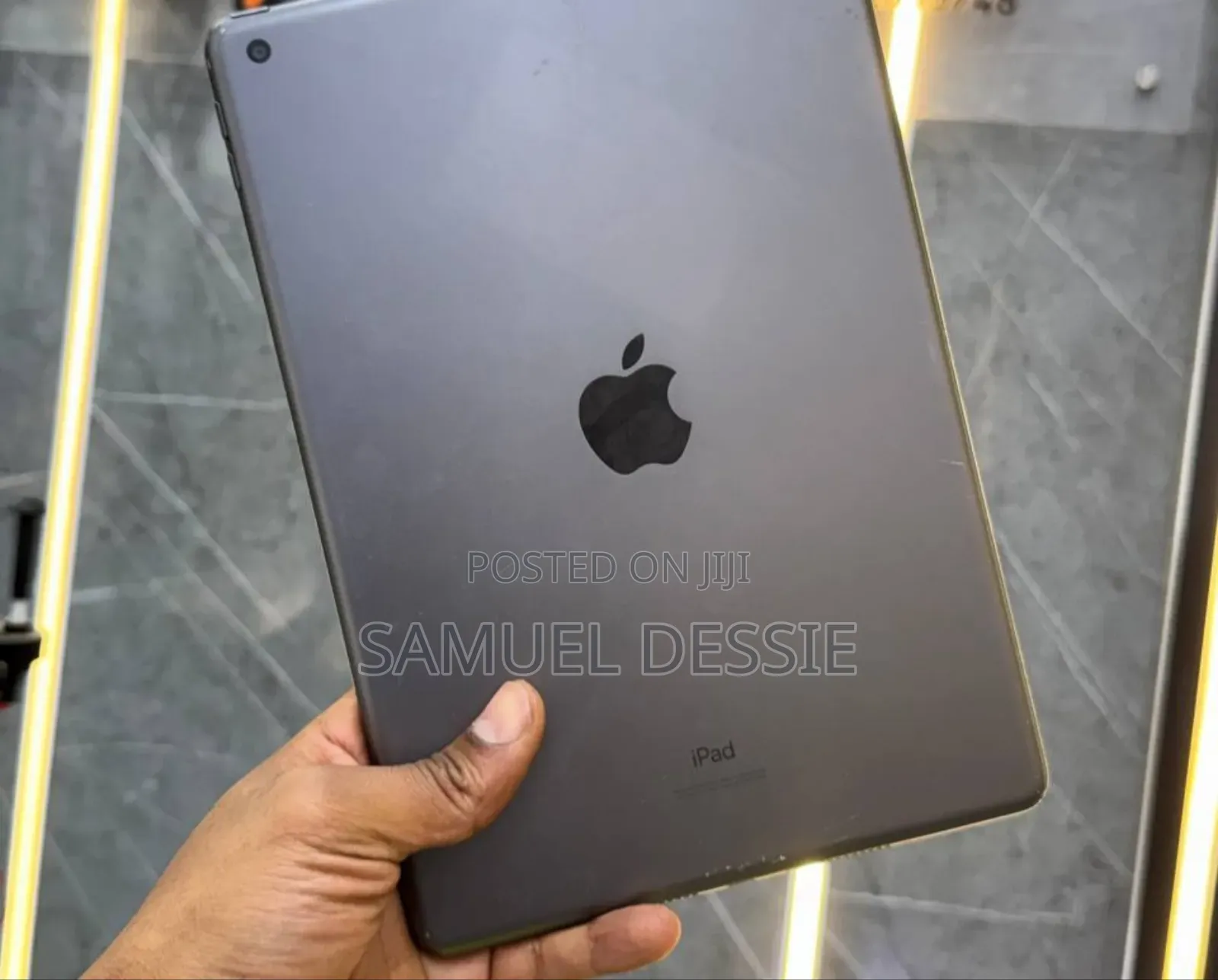 New Apple iPad 10.2 (2019) 32 GB