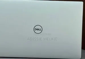 New Laptop Dell XPS 13 8GB Intel Core i7 SSD 512GB