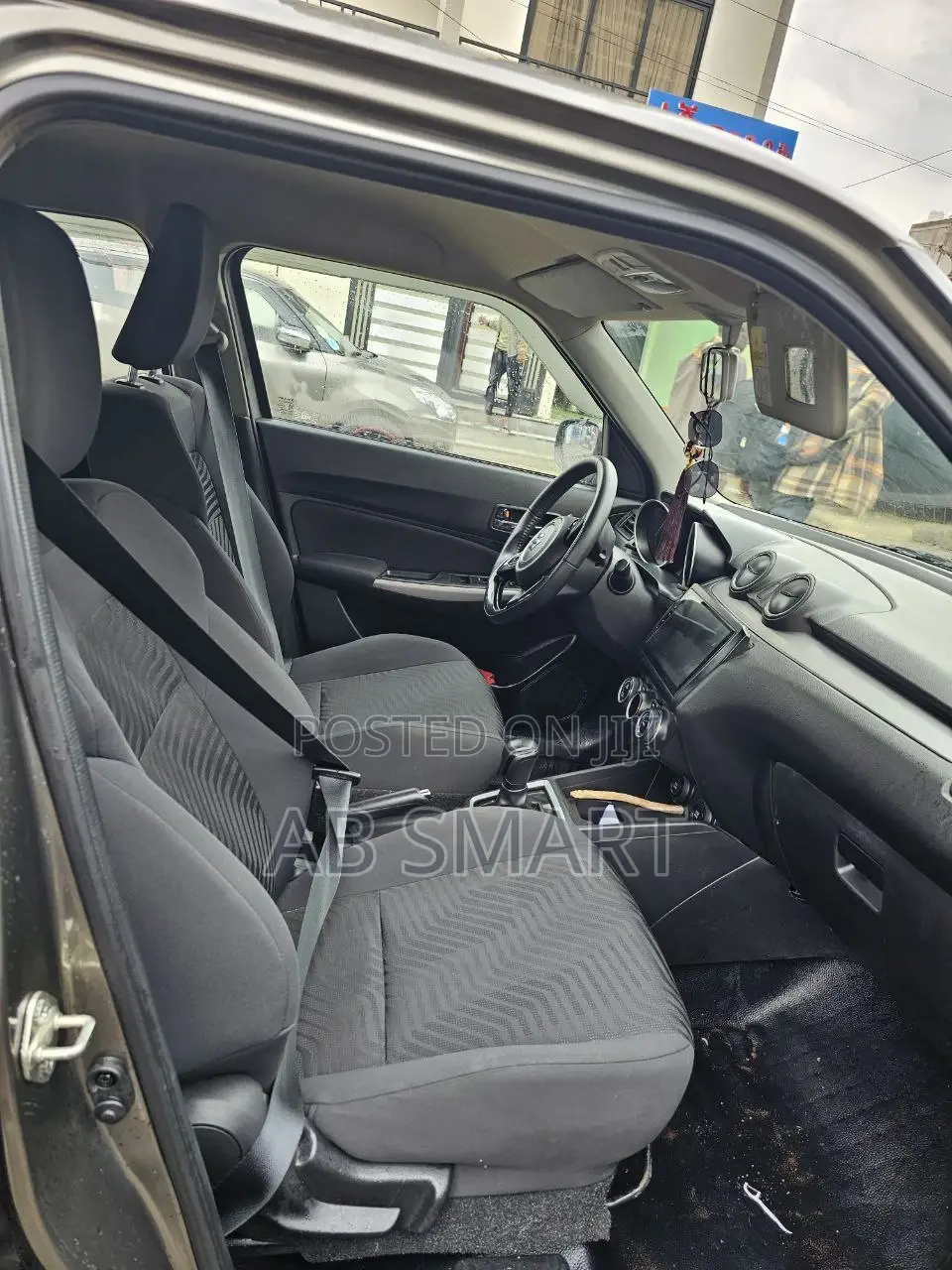 Suzuki Swift 2022 Gray