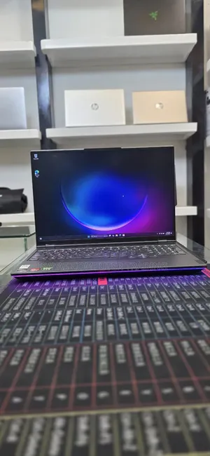 New Laptop Lenovo 32GB AMD Ryzen 9 SSD 1T