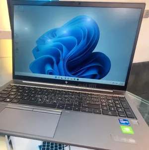 New Laptop HP ZBook 15 16GB Intel Core i7 SSD 512GB