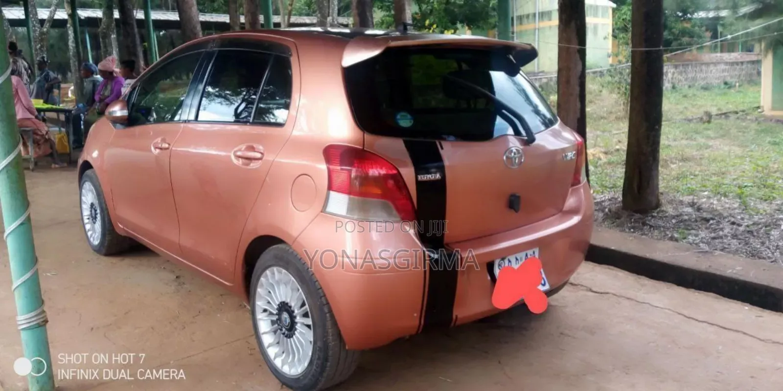 Toyota Yaris 2010 Gold
