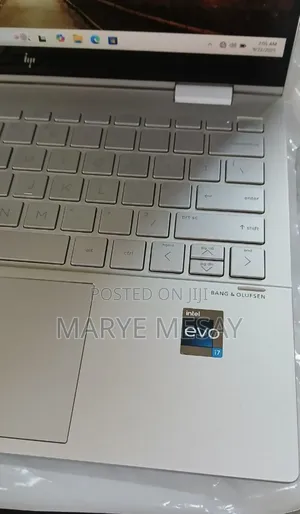 New Laptop HP Pavilion 15 8GB Intel Core i5 SSD 256GB