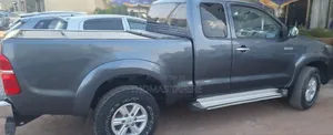 Toyota Hilux 2013