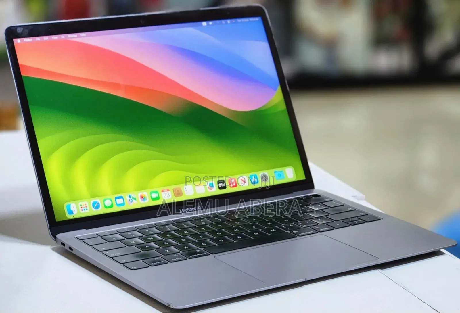 New Laptop Apple MacBook Pro 2019 32GB Intel Core i7 SSD 512GB