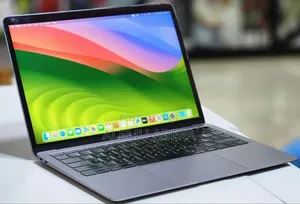 New Laptop Apple MacBook Pro 2019 32GB Intel Core i7 SSD 512GB