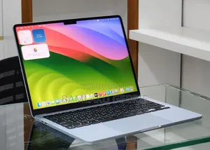 New Laptop Apple MacBook Air 2025 M4 13-inch 16GB Apple M4 SSD 256GB