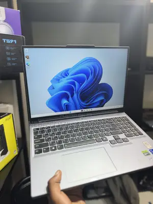 New Laptop Lenovo Legion 5 16GB Intel Core i7 SSD 1T