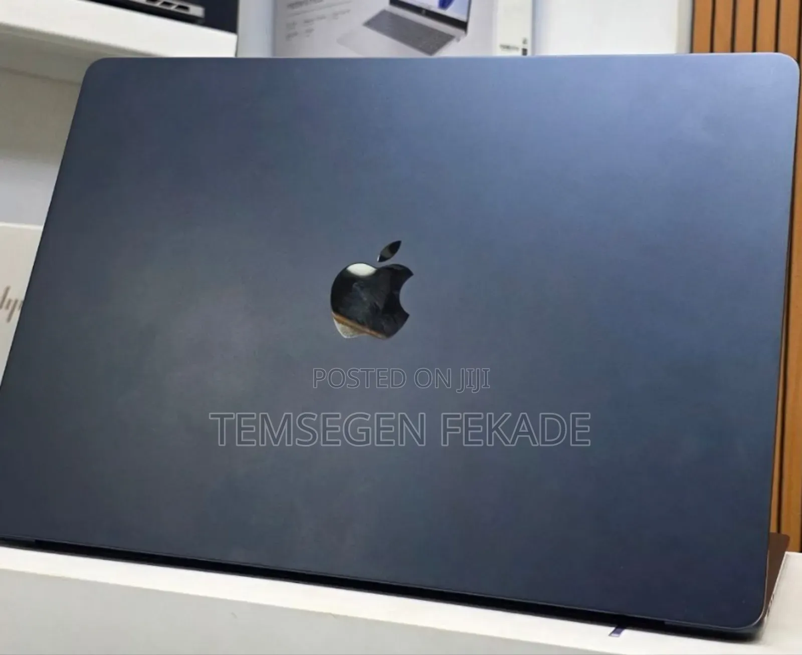 New Laptop Apple MacBook Air 2025 M4 15-inch 16GB Apple M4 SSD 512GB