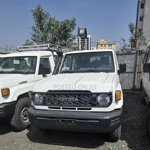 New Toyota Land Cruiser 2024 White