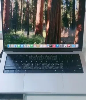 New Laptop Apple MacBook Pro M1 16GB Apple M1 Pro SSD 512GB