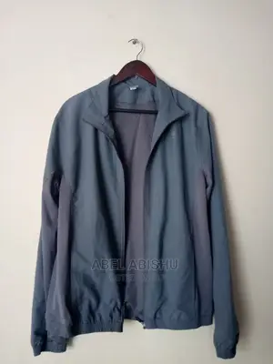 Jackets የተመረጡ ደረጃ 1 ቦንዳ