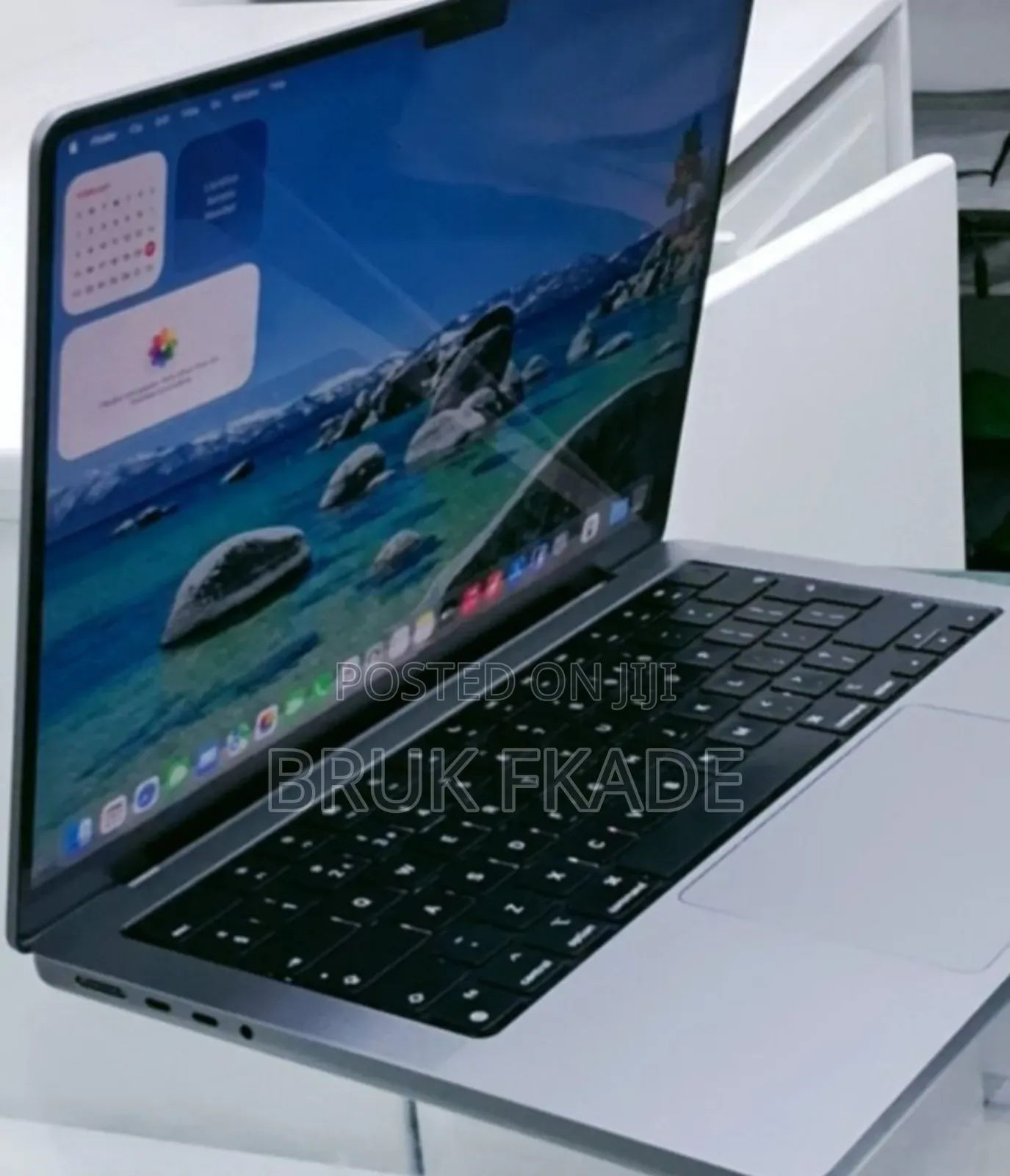 New Laptop Apple MacBook Pro 2021 M1 16GB Apple M1 Pro SSD 1T