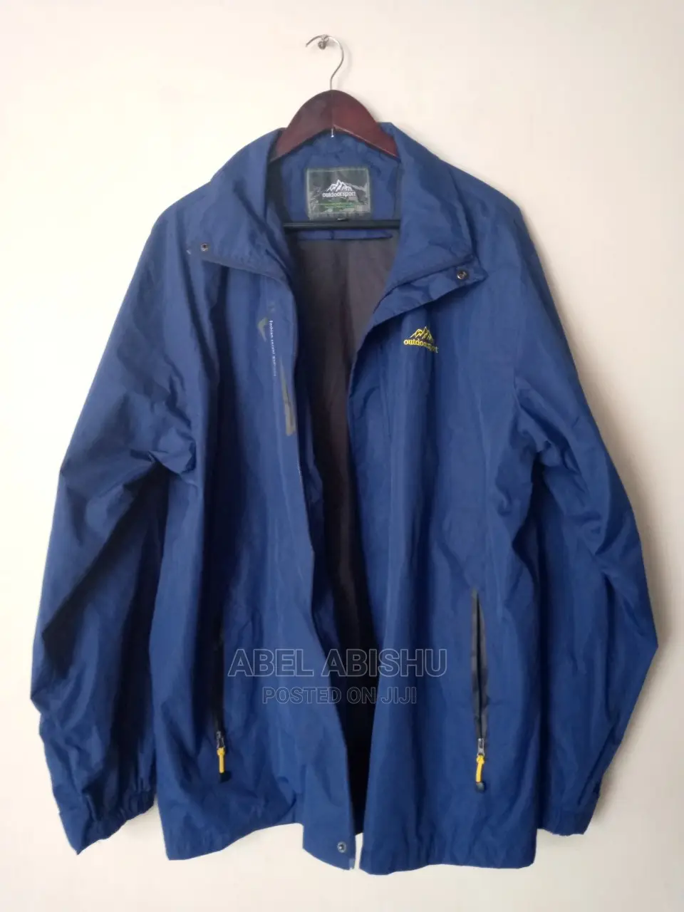 Jackets የተመረጡ ደረጃ 1 ቦንዳ