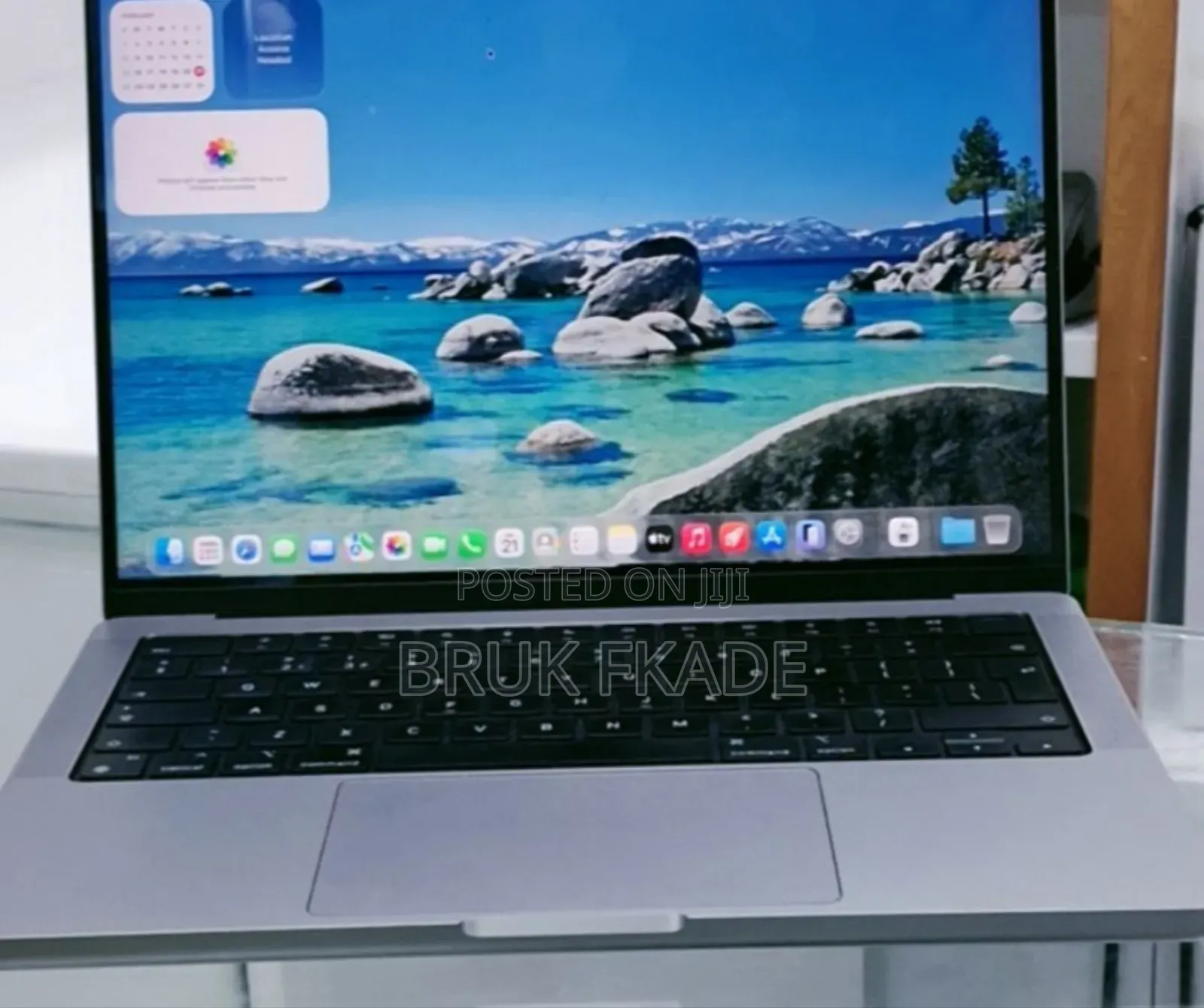 New Laptop Apple MacBook Pro 2021 M1 16GB Apple M1 Pro SSD 1T