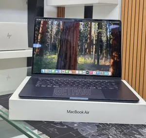 New Laptop Apple MacBook Air 2025 M4 13-inch 16GB Apple M4 SSD 256GB