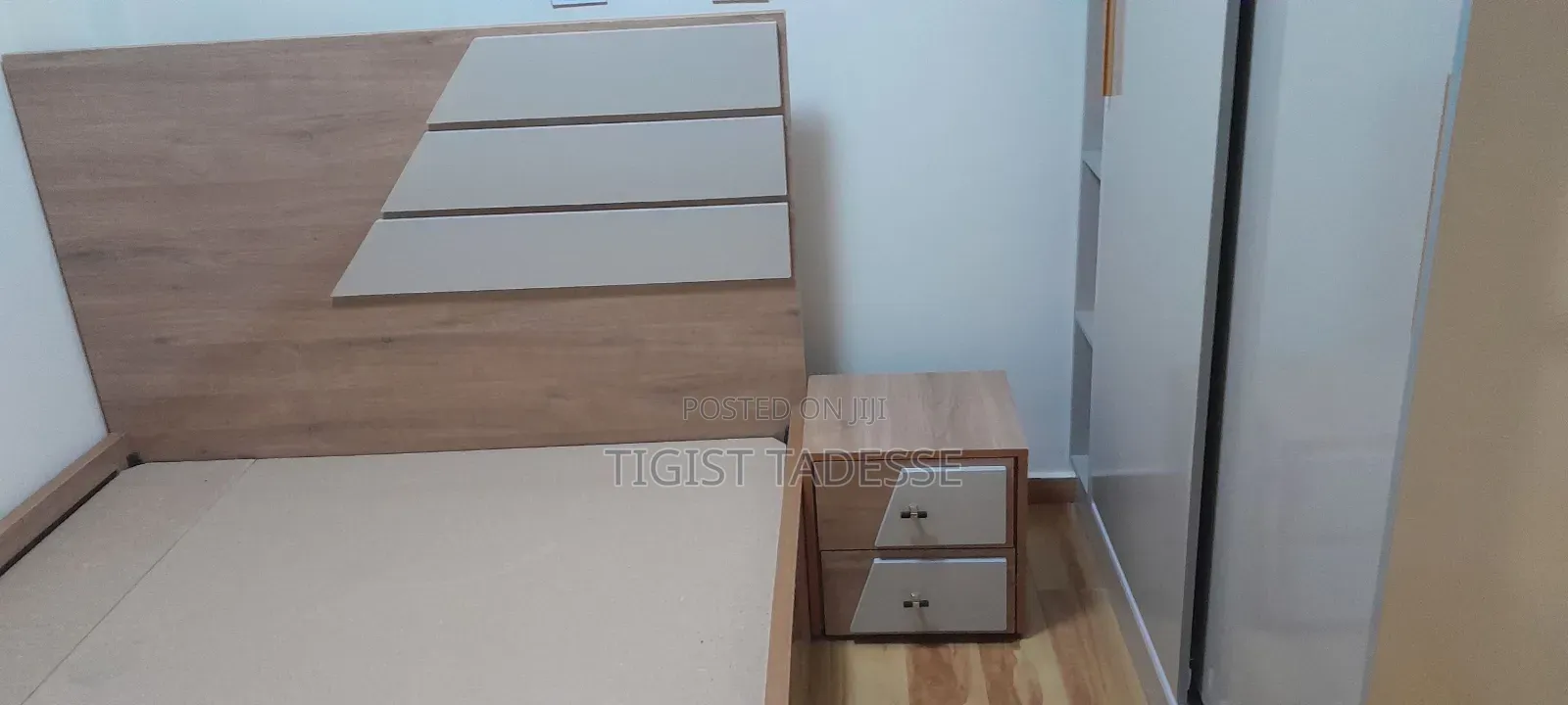 Bed Quality 150cm With Bed Side