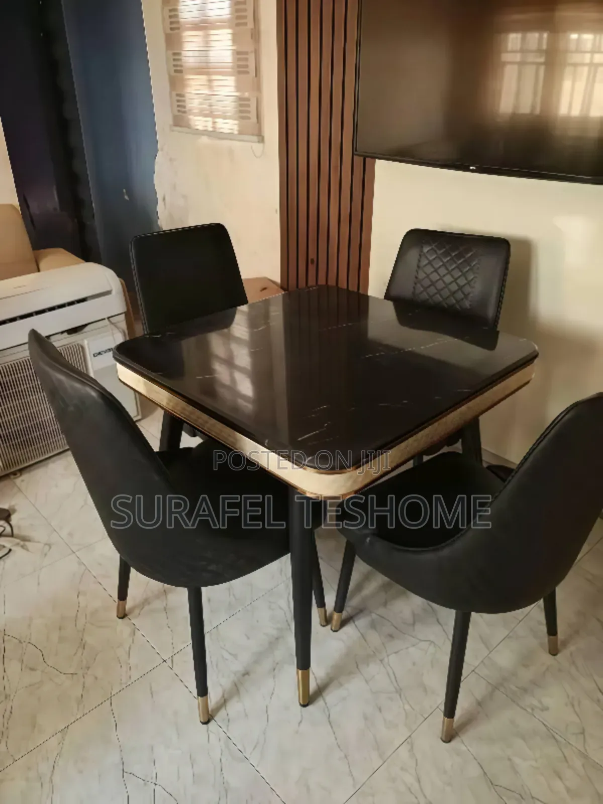 ልዩ ዳይኒንግ ቴብል | Epoxy-Made Dining Tables