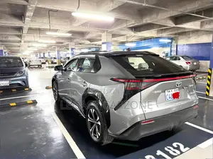 Toyota bZ4X 2023 Gray