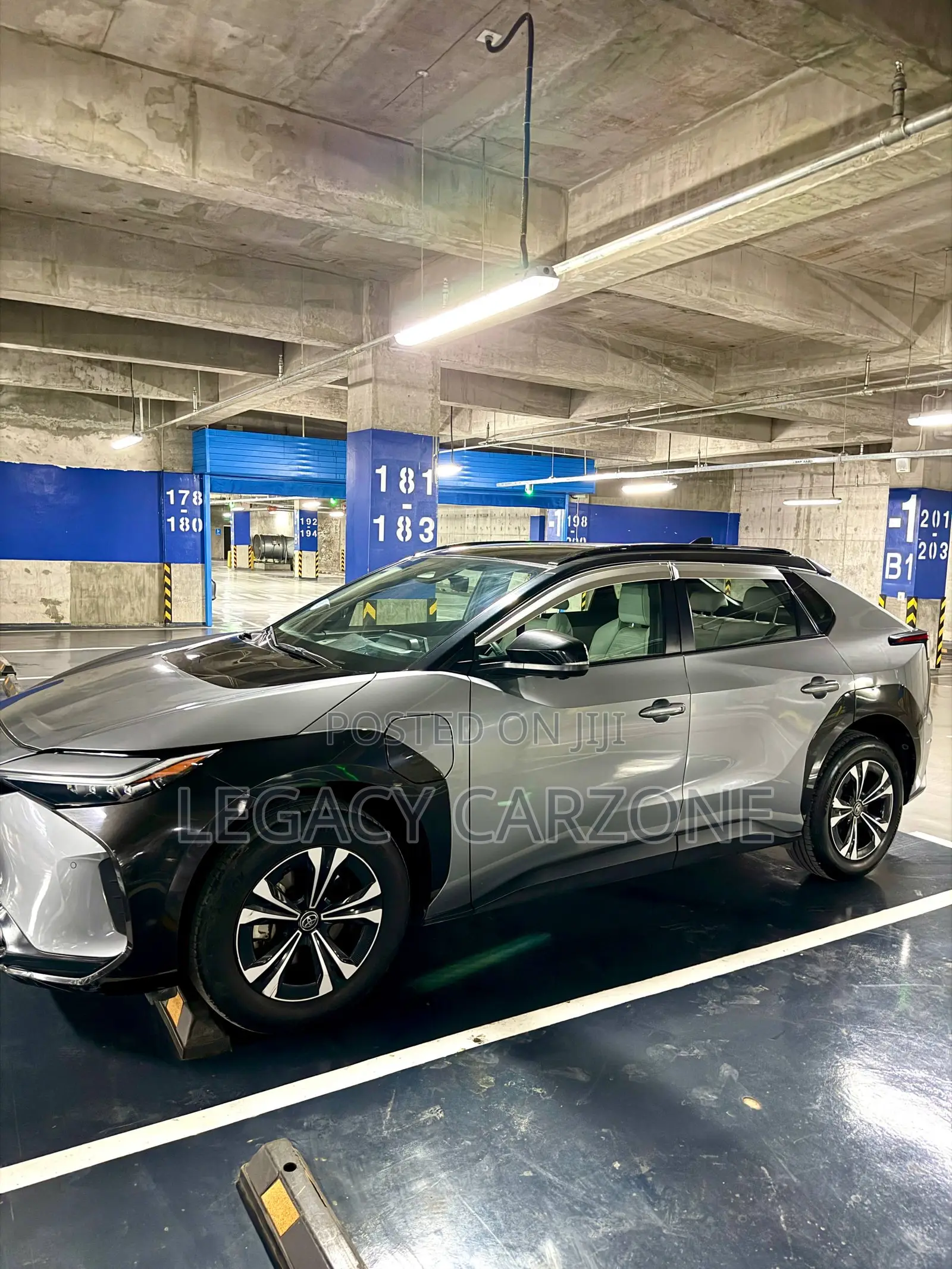 Toyota bZ4X 2023 Gray