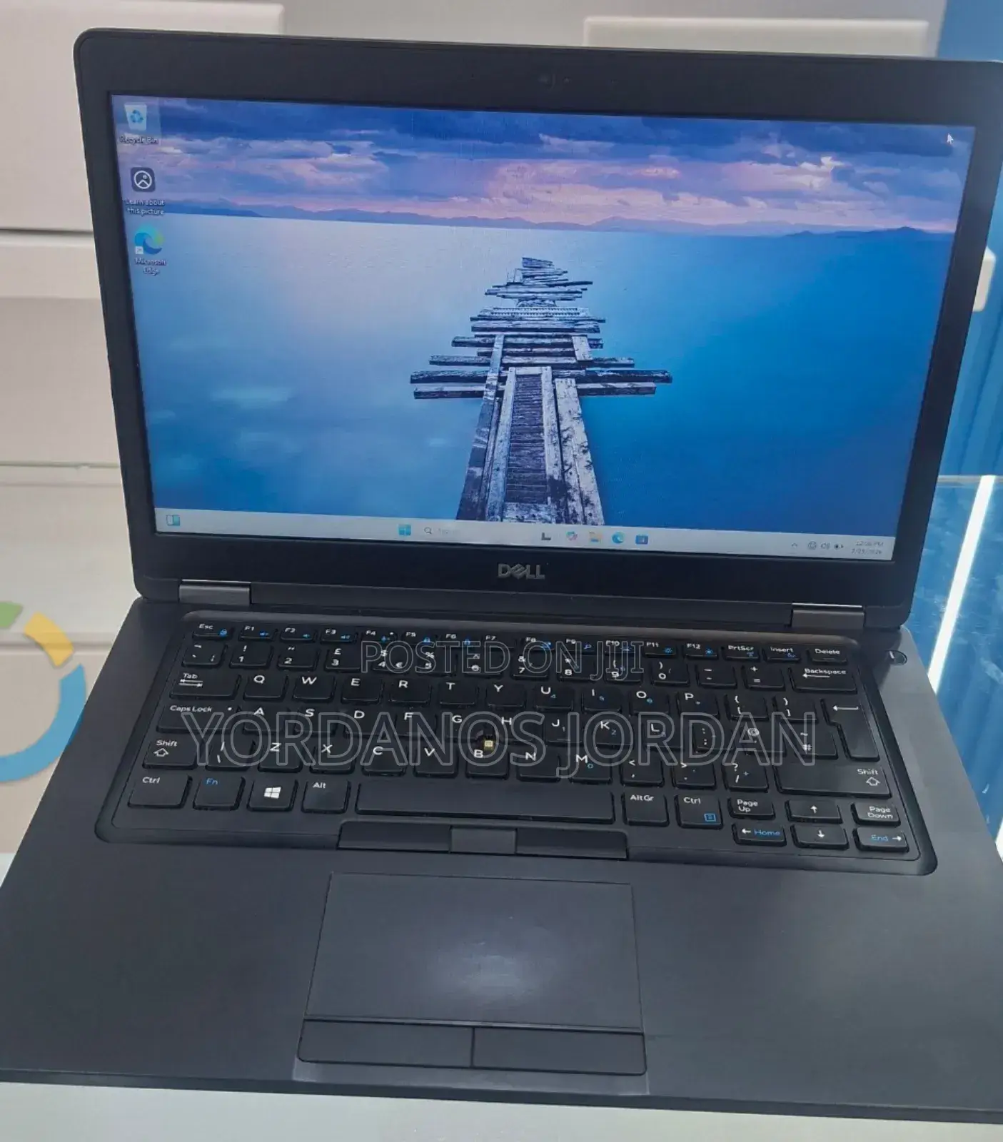 New Laptop Dell Latitude 14 8GB Intel Core i5 SSD 256GB