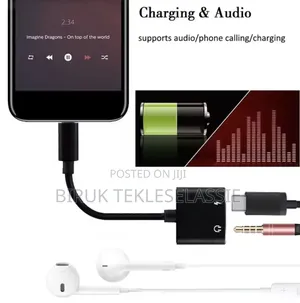 Usb-C to 3.5mm Headphone + Charger Adapter