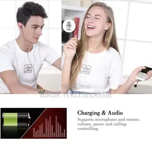 Usb-C to 3.5mm Headphone + Charger Adapter