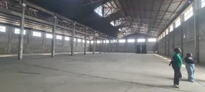 የሚከራይ መጋዘን