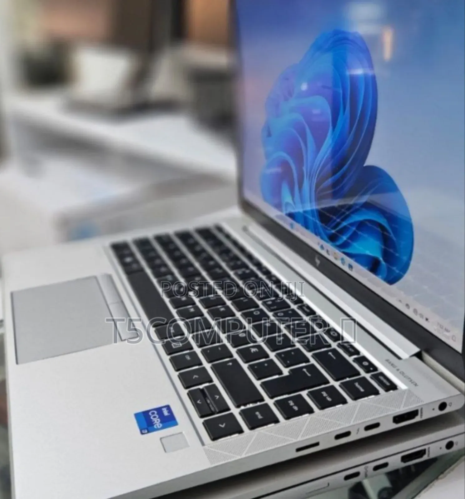 New Laptop HP EliteBook 830 G8 16GB Intel Core i7 SSD 512GB