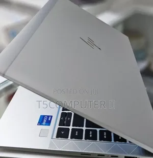 New Laptop HP EliteBook 830 G8 16GB Intel Core i7 SSD 512GB