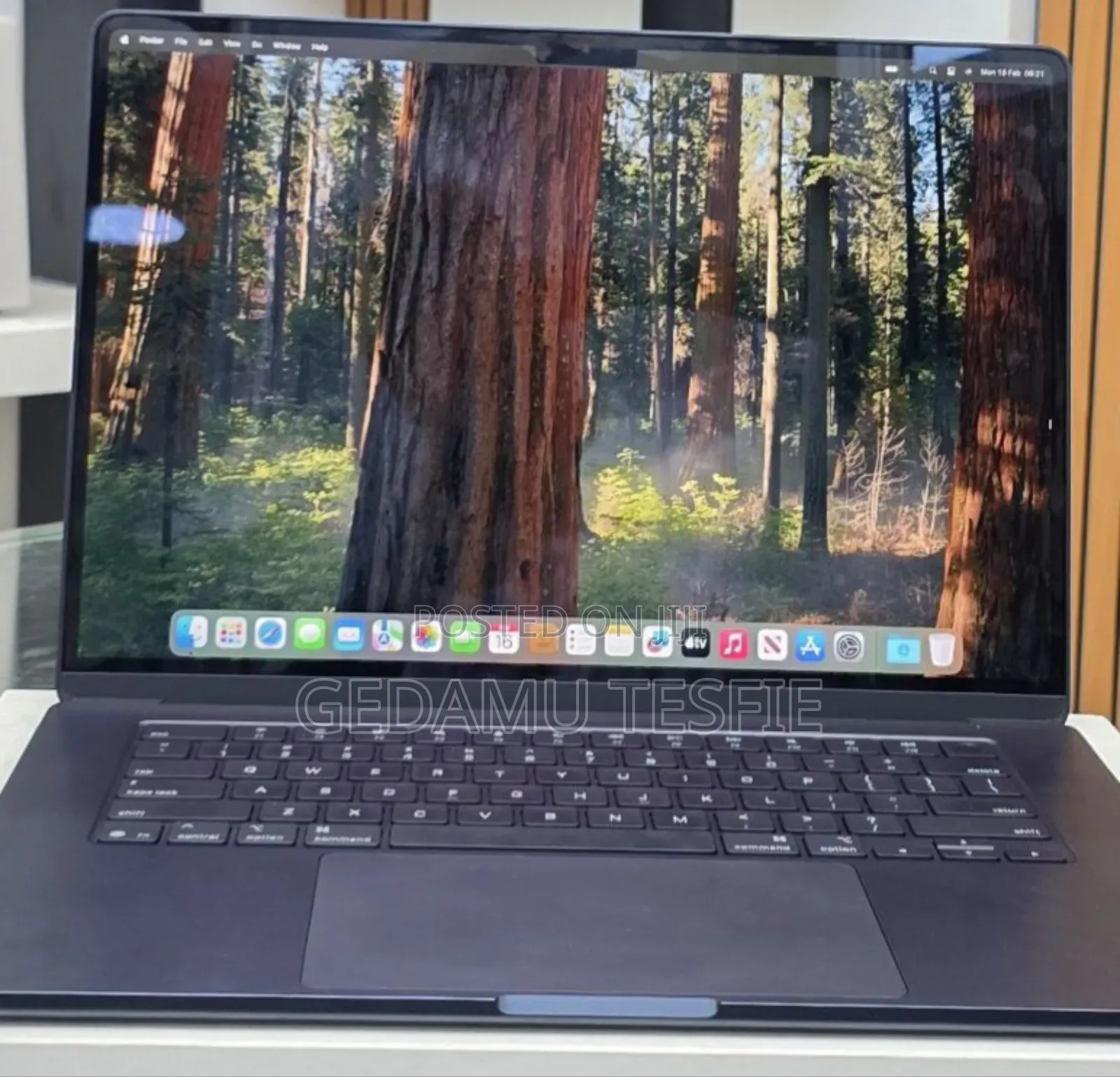 New Laptop Apple MacBook 16GB SSD 256GB