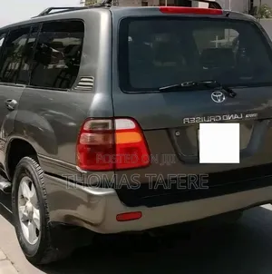 Toyota Land Cruiser 2001